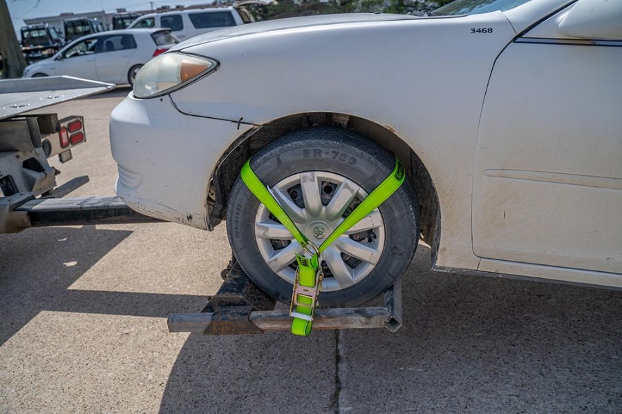 Picture of SafeAll Wheel Lift Tie-Down with D-Ring