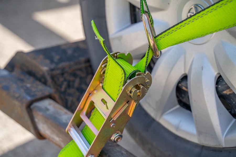 Picture of SafeAll Wheel Lift Tie-Down with D-Ring