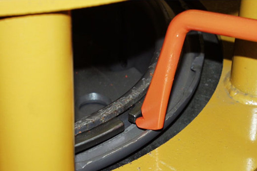 Picture of Ken-Tool Industrial Wheel Lock Ring Tool Set