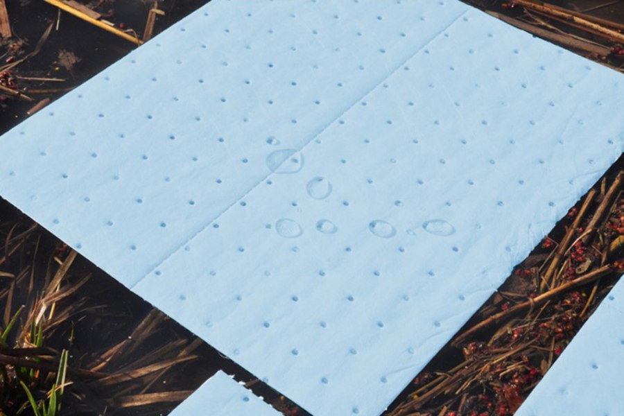 Picture of Spilfyter Oil-Only Sorbent Pads