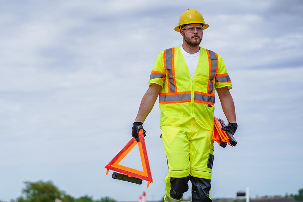 Picture of GSS Safety Class 3 Two Tone Mesh Zipper Safety Vest