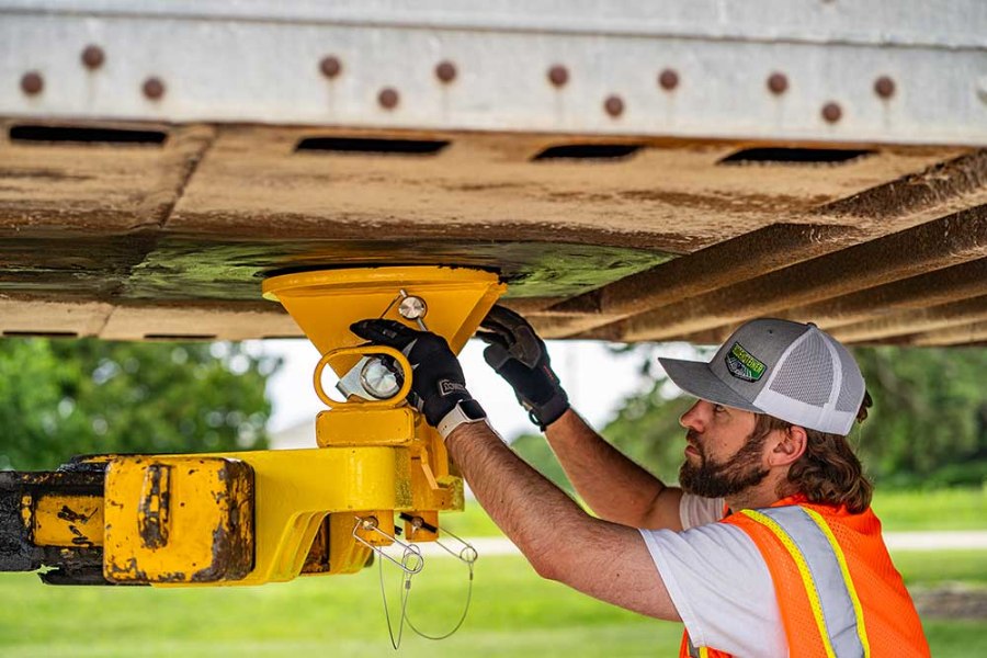 Picture of Zip's HD Underreach Towing System