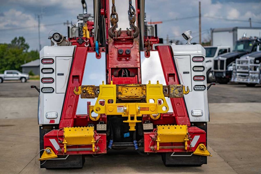 Picture of Zip's HD Underreach Towing System