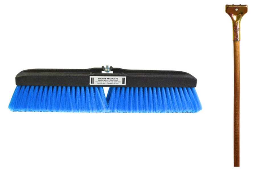 Picture of Bruske 18" Blue Bristle Semi-Course Truck Brush