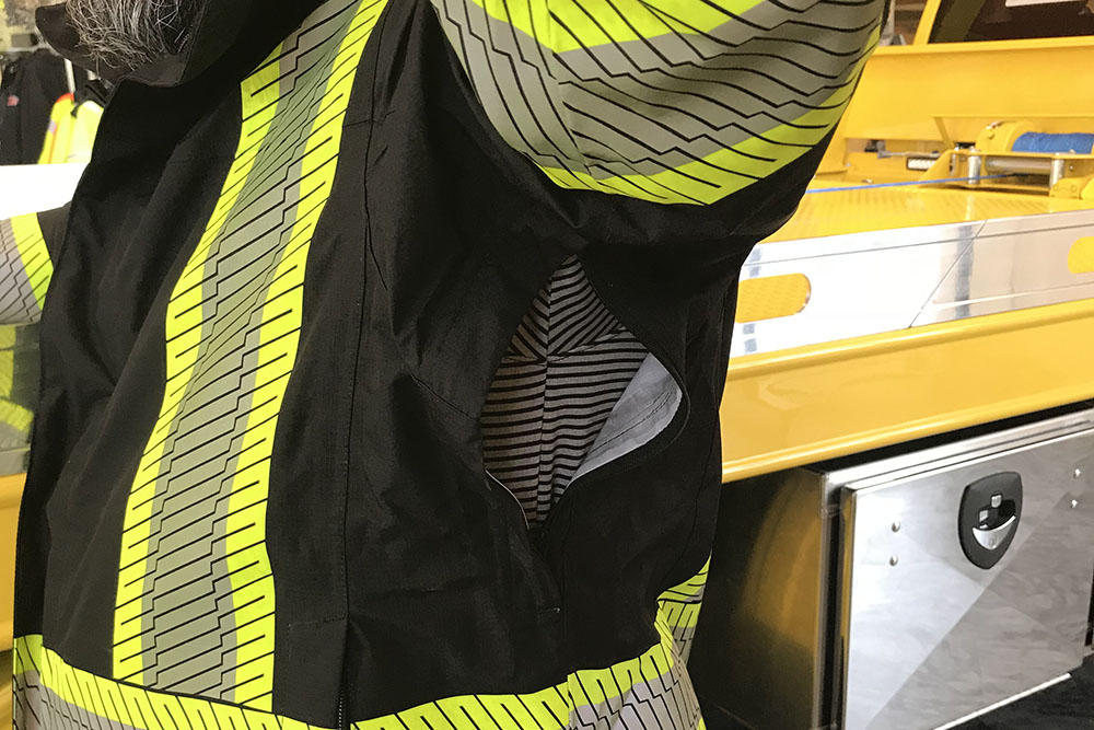 Picture of Tough Duck Safety Hi-Vis Packable Rain Jacket